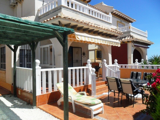 3 bedroom house for sale in Playa Golf