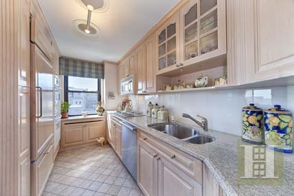 2 bedroom Apartment For Sale: 530 EAST.. - 2