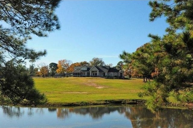 4 bedroom Farm House For Sale: 13651..