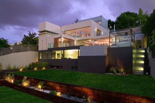 4 bedroom Detached House For Sale:..