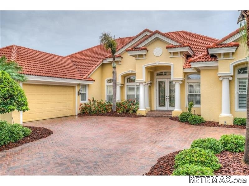 4 bedroom Property For Sale: 12043.. - 2