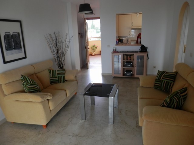 Apartment - Beautiful 1 bedroom.. - 2