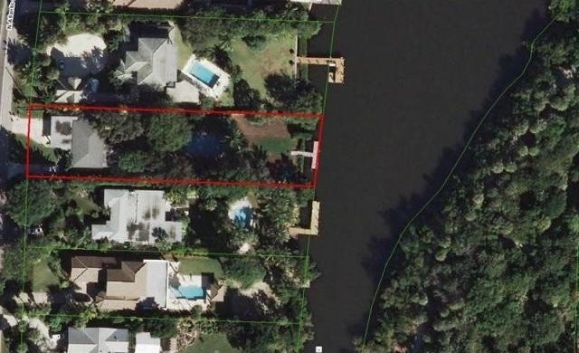 3 bedroom Residence For Sale: Lantana..