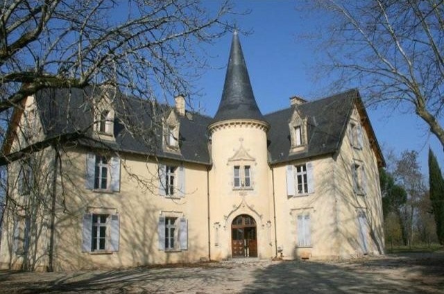 Castle For Sale: 47000 LOT-ET-GARONNE