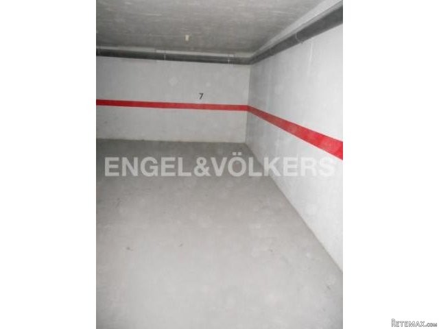 Well located attic with private roof.. - 2