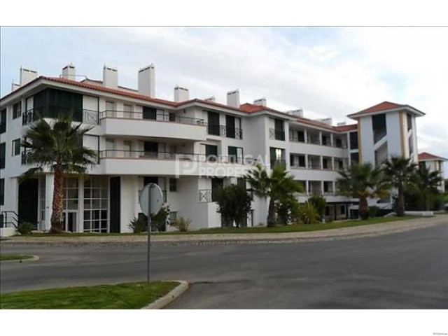 2 Bedroom Apartment in Alto do Semino..
