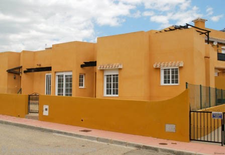 Semi-detached 3 bedroom bungalow - Los.. - 2