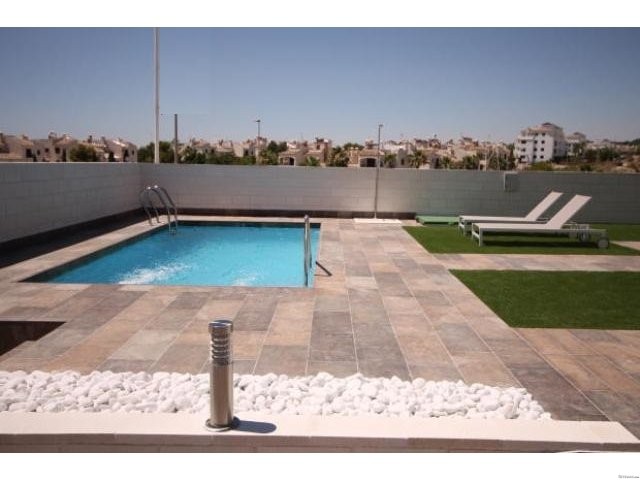 New 3 bedrooms villa in Villamartin - 2