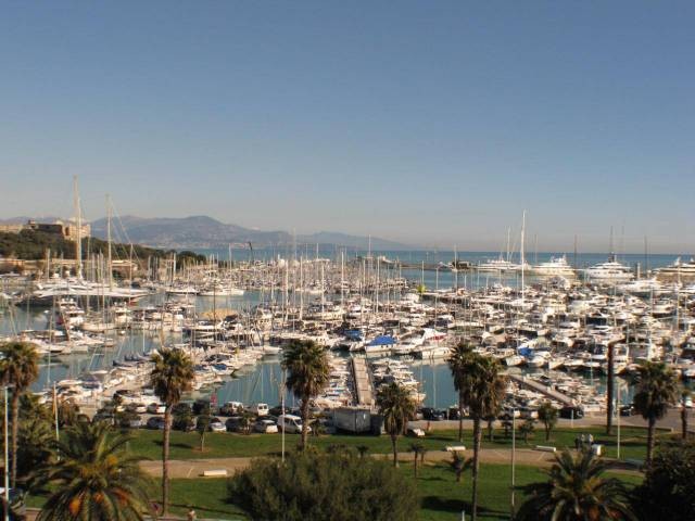 2 bedroom apartment 80 m2 for sale