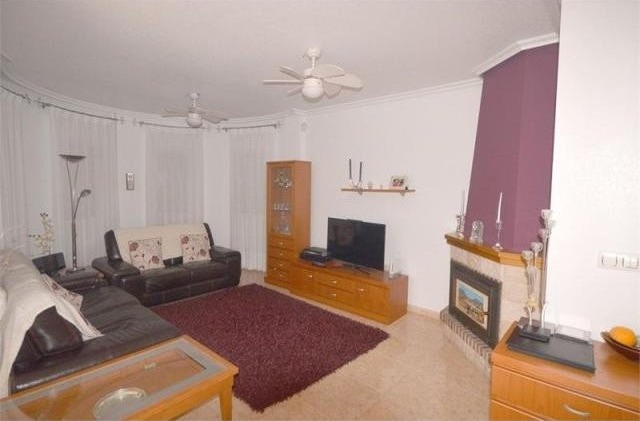 3 bedroom Villa For Sale: Detached.. - 2