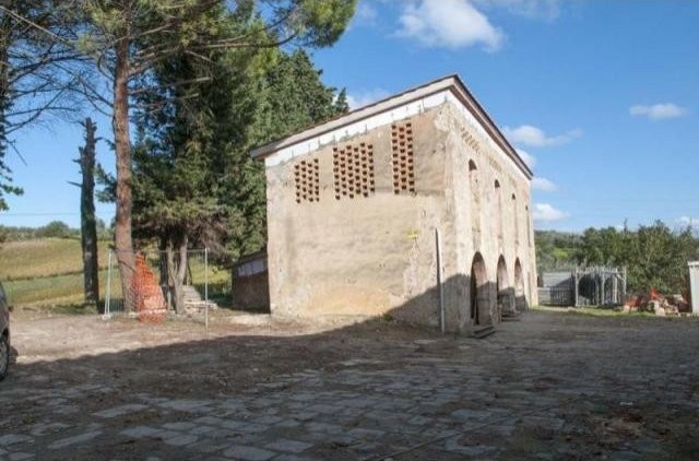Rustic / Farmhouse / Court for sale in..