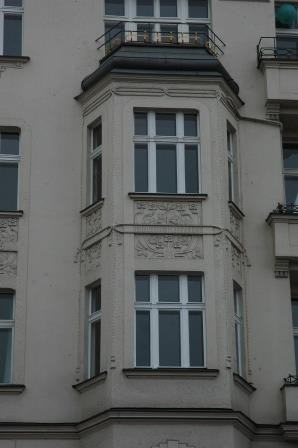 Freshly Renovated Altbau Apartments in..