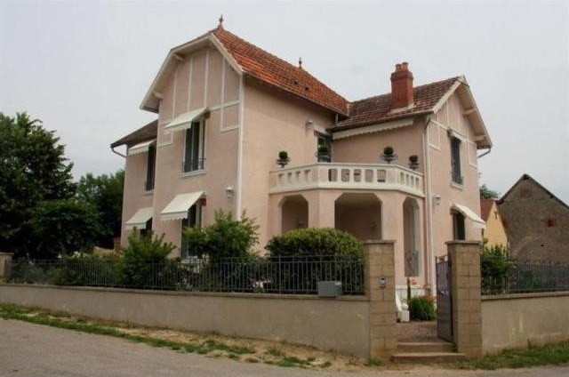 4 bedroom Character For Sale: 03140..