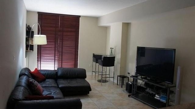 2 bedroom Flat For Sale: 357 ALMERIA AV.. - 2