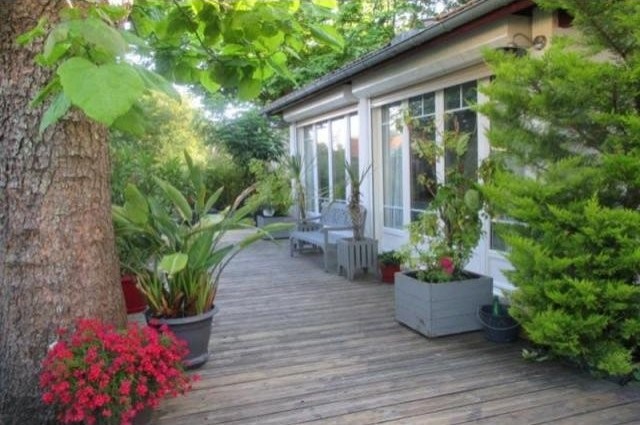 3 bedroom House For Sale: 33510..