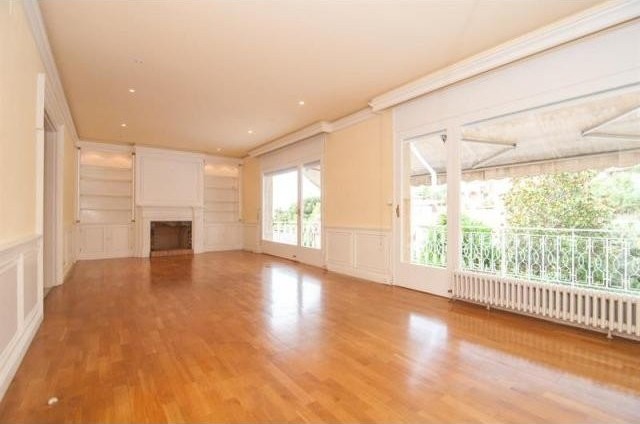 6 bedroom Detached House For Sale:..