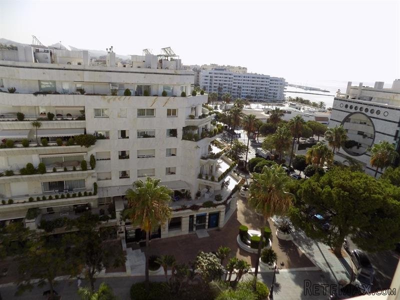 5 bedroom Apartment For Sale: Marbella