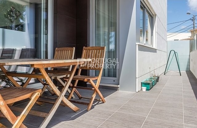 Stunning 3 Bed Apartment in Gaia at..