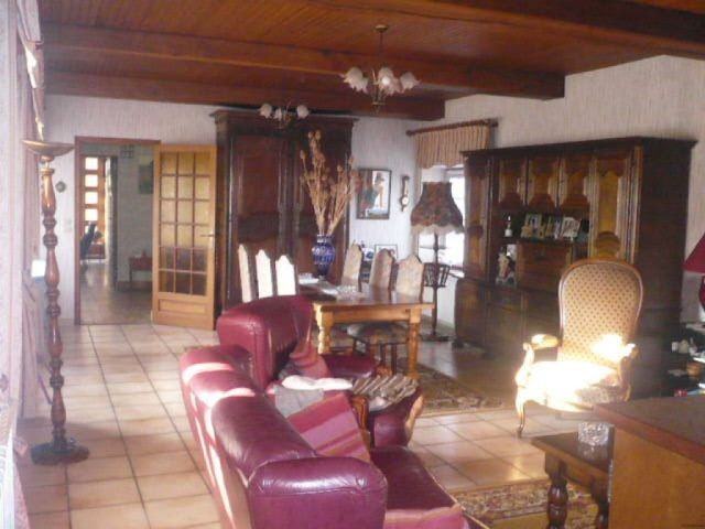 Impressive Country House with Over 3.5.. - 2