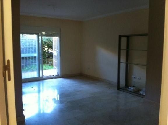 Apartment - The building is located in.. - 2