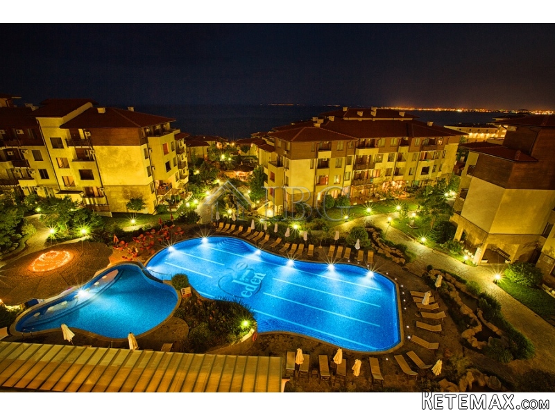 Apartment with 3 bedrooms, 2 bathrooms..