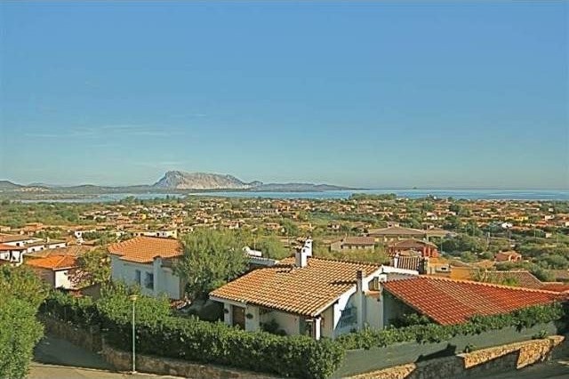 2 Bedrooms - Apartment - For Sale