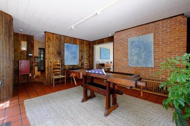 6 bedroom Property For Sale: Main.. - 2