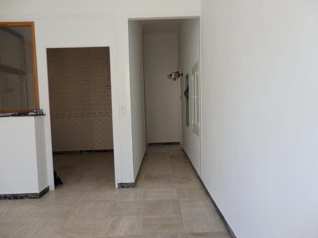 One bed opportunity on Place Garibaldi - 2