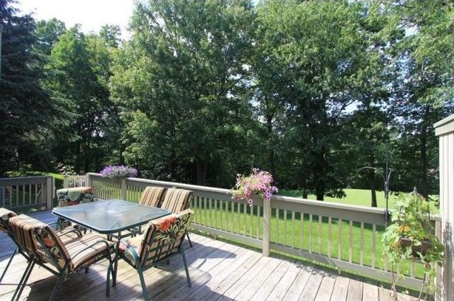 2 bedroom Condominium For Sale: Somers..