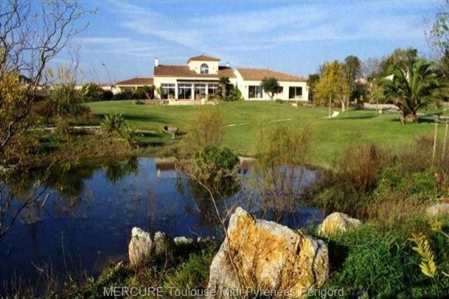 4 bedroom Character For Sale: 11000 AUDE