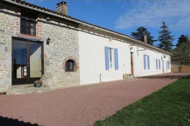 Beautiful Property Full Of Character..