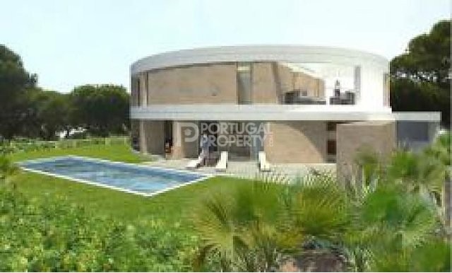 Variety of Plots located in Vale do Lobo - 2