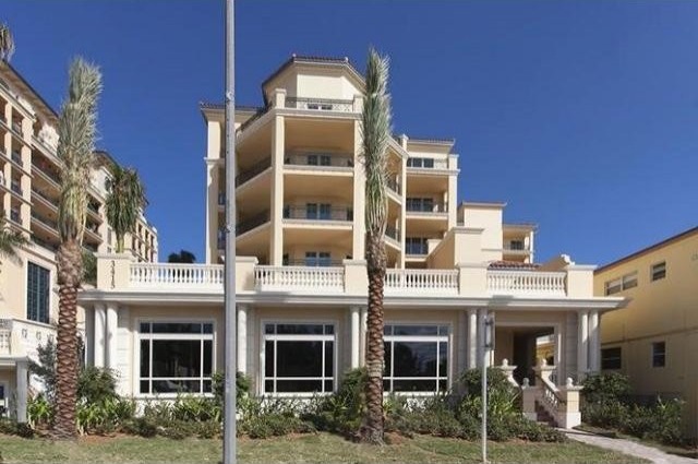 3 bedroom Flat For Sale: 3415 N OCEAN..