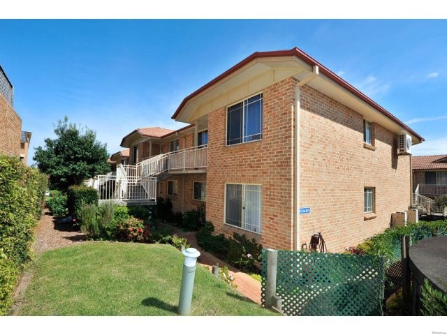 ATTRACTIVE APARTMENT - 50 METRES FROM..