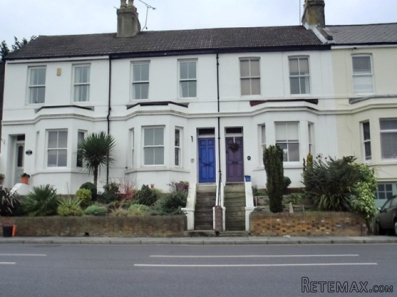 - Kent - For Sale