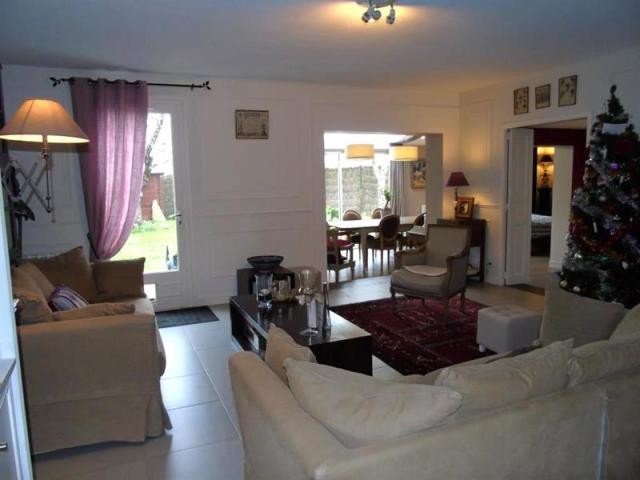 4 bedroom House For Sale: 86000 POITIERS