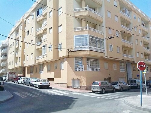 BARGAIN APARTMENT IN TORREVIEJA
