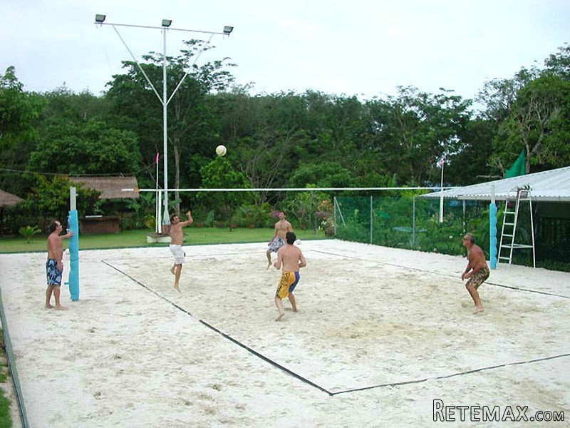 Phuket Sports & Tennis Club - on 4 Rai..