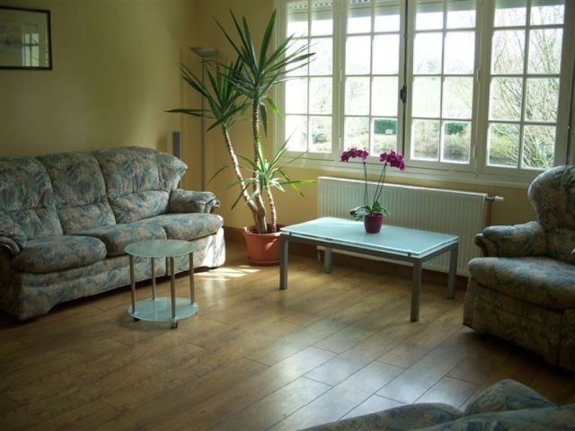 6 Bedroom House, Lake, 5 Acres - 2