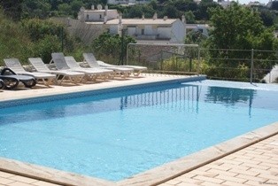SPACIOUS APARTMENT FOR SALE IN CENTRAL..