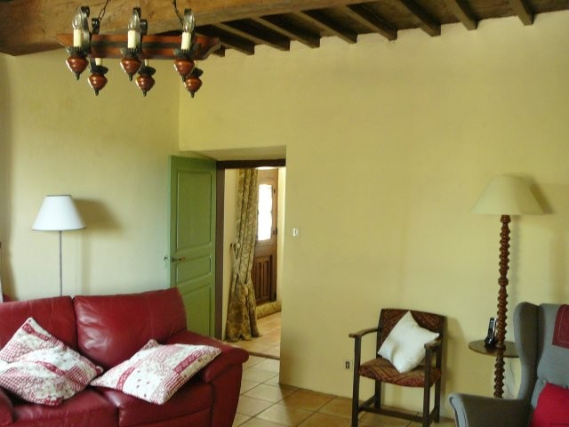 Enchanting House, Pool & Grounds - 2
