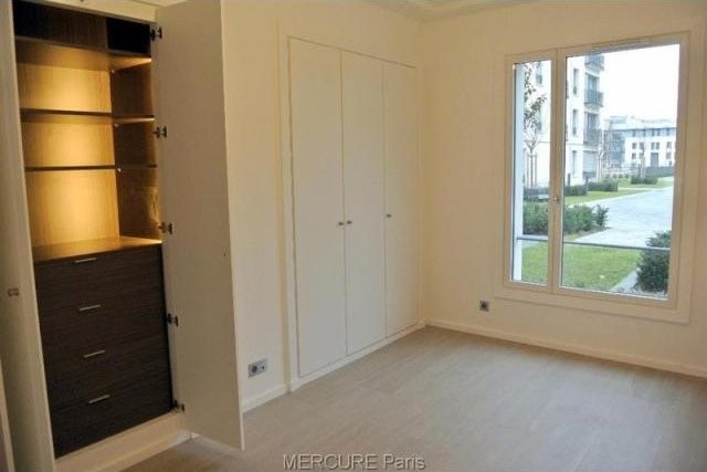 1 bedroom Flat For Sale: 75007 PARIS - 2