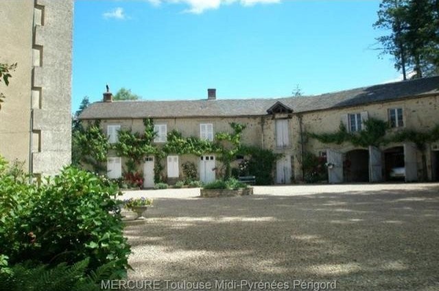 7 bedroom Castle For Sale: 12000 AVEYRON - 2