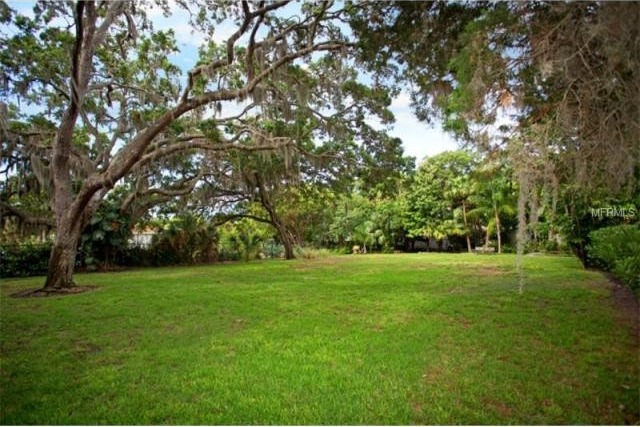 Land For Sale: 2921 Bay Shore Cir.. - 2