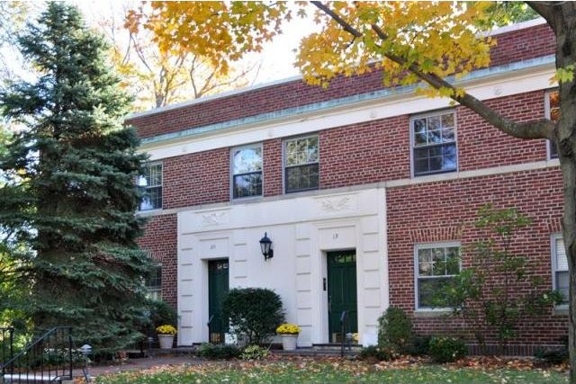 2 bedroom Co-op For Sale: Bronxville..