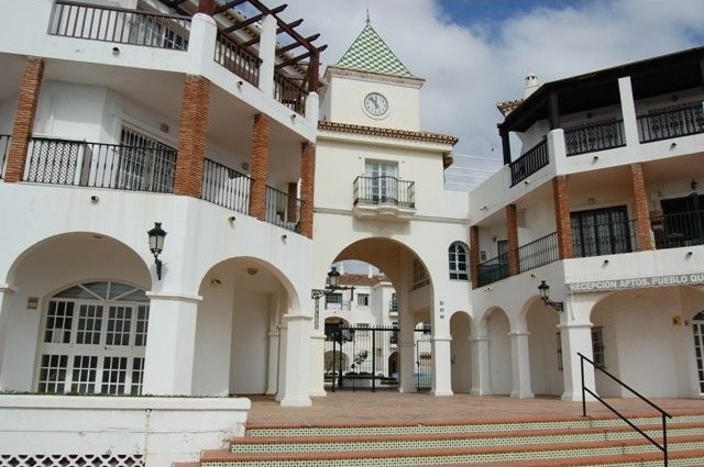 1 Bed Apartment for sale in Benalmadena..