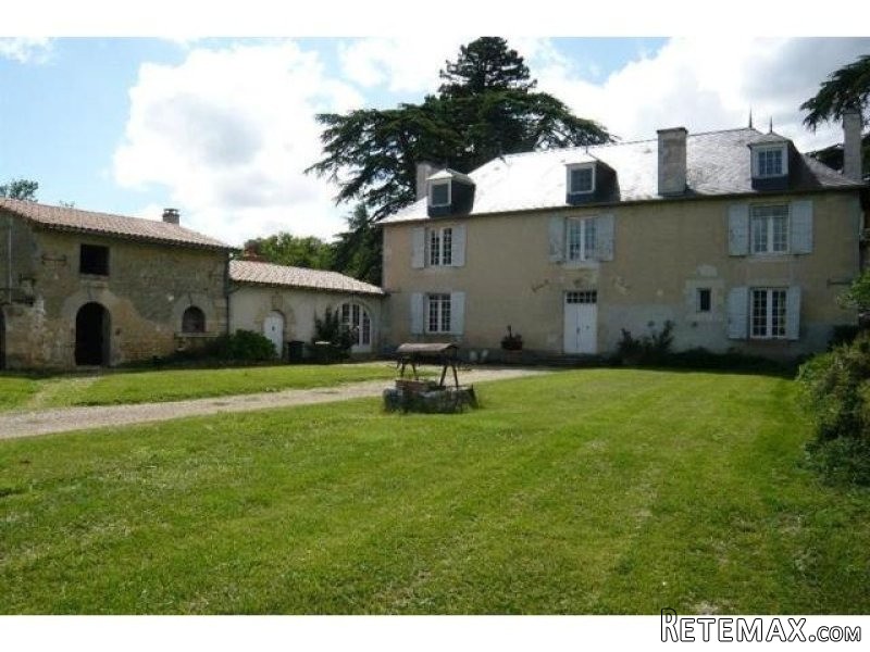 4 bedroom Character For Sale: 86340..
