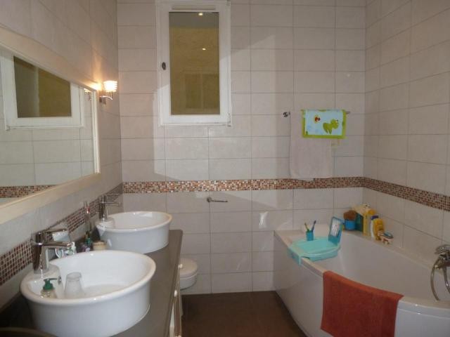 Charming three bedroom in Nice Port - 2
