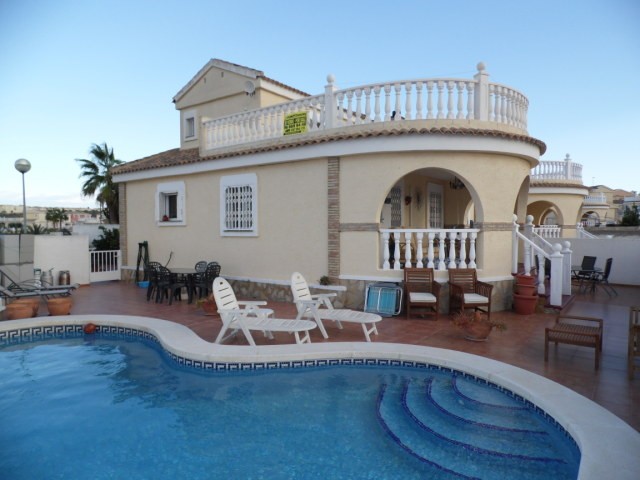 Villa with Private Pool and Fantastic..
