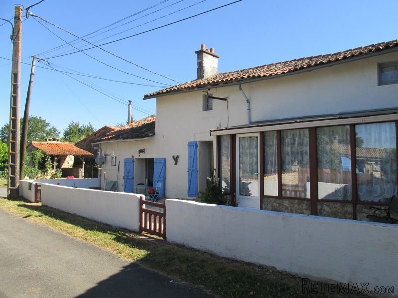 4 Bedroomed Stone House With Gite + Pool - 2